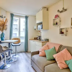  Appartement Petit Cocon Parisien Situé Dans Le 18ème Arr